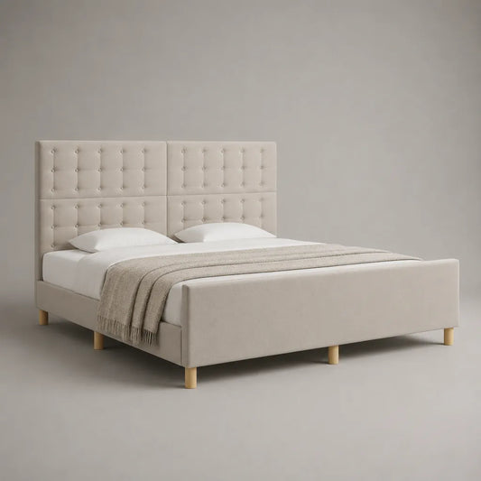Lit matelassé beige 180 × 200 cm avec tête de lit haute en quatre parties, agrafe et pieds en bois, dimensions totales 190 × 215 × 145 cm